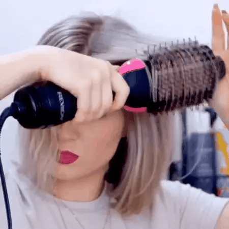 4-in-1 Hot Air Brush | Dryer, Straightener & Volumizer