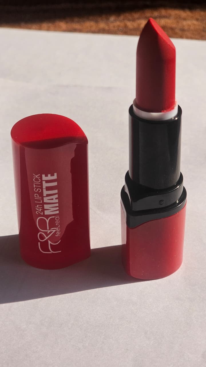 F&R 24H Matte Lipstick – Long-Lasting, Smudge-Proof & Ultra-Smooth Finish