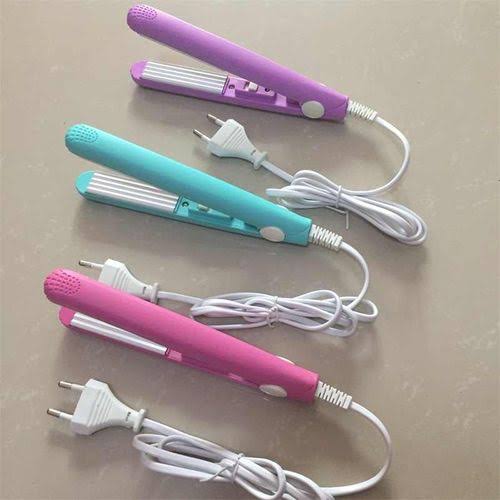 “Professional Mini Ceramic Hair Straightener | Portable Travel Flat Iron for Quick Smooth Styling”